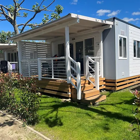 홀리데이파크 & Orchidea 바메노