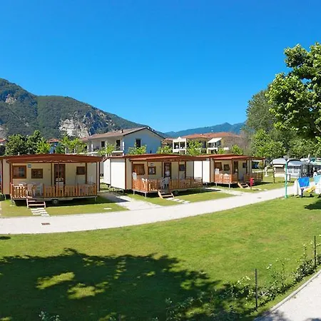 Aldeamento Turístico & Orchidea